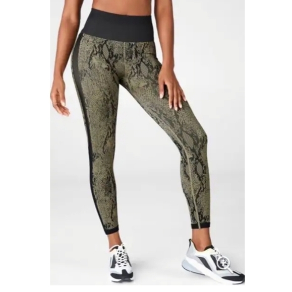Fabletics Black and Tan Snake Print Leggings - Picture 9 of 14